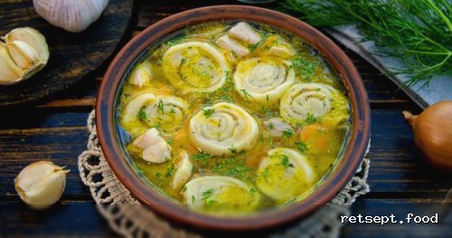 Фото приготовления рецепта: Куриный суп с чесночными галушками - шаг №30