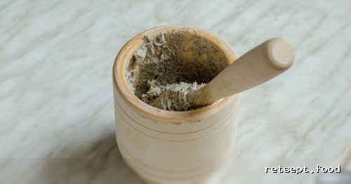 Фото приготовления рецепта: Рыба, запечённая с овощами в виноградных листьях - шаг №8
