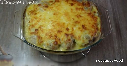 Фото приготовления рецепта: Курица, запеченная с картофелем и сыром, по-французски - шаг №12