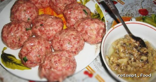 Фото приготовления рецепта: Мясные гнезда - шаг №3
