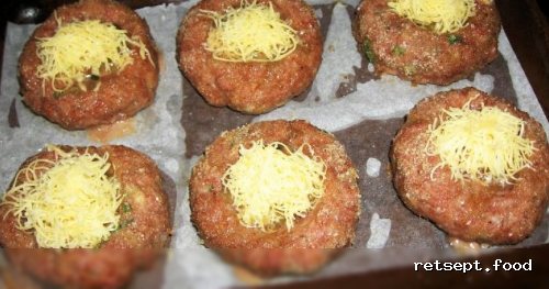 Фото приготовления рецепта: Мясные гнезда - шаг №7