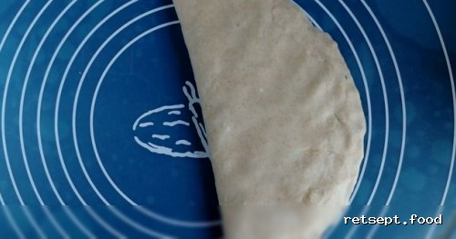Фото приготовления рецепта: Чебуреки с сыром фета и зеленью, или Кутабы (на сковороде) - шаг №17