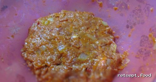 Фото приготовления рецепта: Классическая "Мясная буханка" (мясная запеканка) - шаг №7