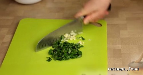 Фото приготовления рецепта: Турецкий бёрек (слоеный пирог) с картошкой и тыквой - шаг №6