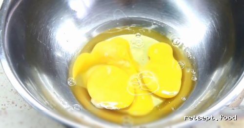 Фото приготовления рецепта: Запеканка "Касэрол" (Casserole) из кабачков с сыром - шаг №2