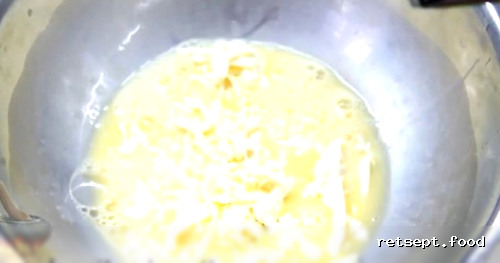 Фото приготовления рецепта: Запеканка "Касэрол" (Casserole) из кабачков с сыром - шаг №3